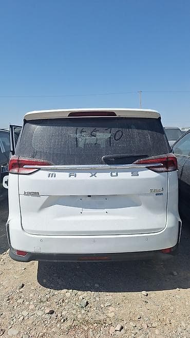 e2 byd: LDV : 2021 г., 1.5 л, Автомат, Гибрид, Минивэн — 3
