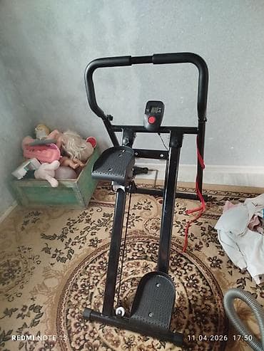 трекинг обувь: Кардиотренажёр «Гребной» компактного формата. Особенности: - — 1