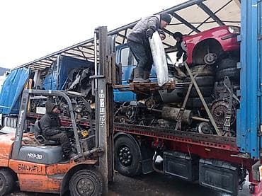 Продается Запчасти на спринтер сди тди и на Фольксваген Лт 35