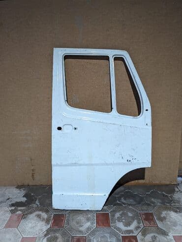 Передняя правая Mercedes-Benz, Б/у, Оригинал at lalafo.kg Передняя правая Mercedes-Benz, Б/у, Оригинал