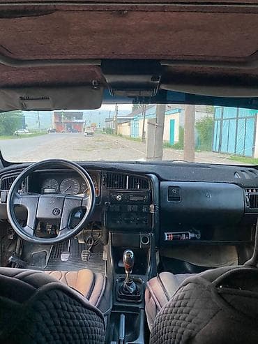 Volkswagen: Volkswagen Passat: 1989 г., Механика, Бензин, Седан — 4