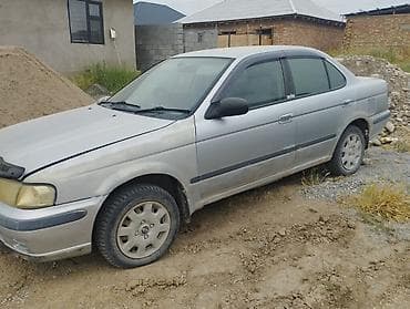Nissan Sunny: 2000 г., 1.5 л, Автомат, Седан — 7