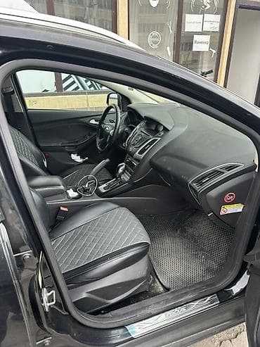 lada 2105: Ford Focus: 2013 г., 1.6 л, Автомат, Бензин, Универсал — 7