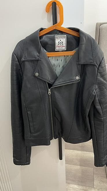 Костюмдар: Две верхние вещи в темно‑серо/черной гамме. 1) Дубленка из — 3