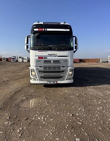 Тягач, Volvo, Тентованный at lalafo.kg Тягач, Volvo, Тентованный