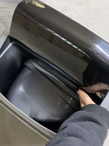 мусорный бак для дома: Урна для мусора, ведро для мусора с крышкой вертушкой 50л Белый — 2