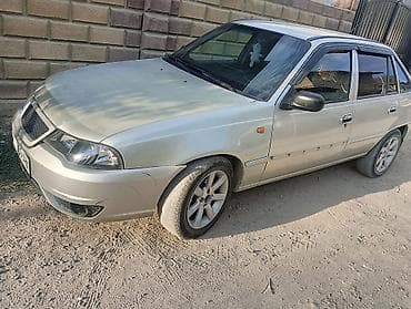 күзгү: Daewoo Nexia: 2008 г., 0.5 л, Кол менен иштөөчү, Газ, Седан — 2