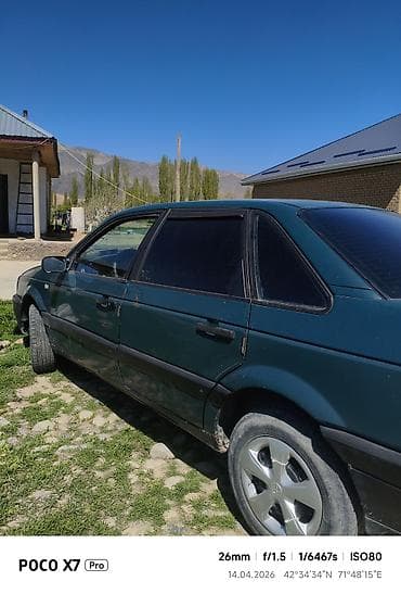 Volkswagen: Volkswagen Passat: 1991 г., 1.8 л, Механика, Бензин, Седан — 3
