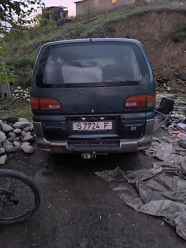mitsubishi dingo: Mitsubishi Space Gear: 1995 г., Дизель, Минивэн — 4