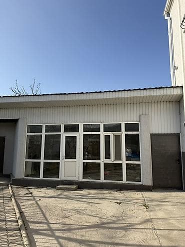 4 bedroom: Сдаётся в аренду просторный двухэтажный дом с подвалом, летней кухней — 5