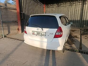 porter 1: Honda Fit: 2003 г., 1.3 л, Вариатор, Бензин, Хэтчбэк — 5