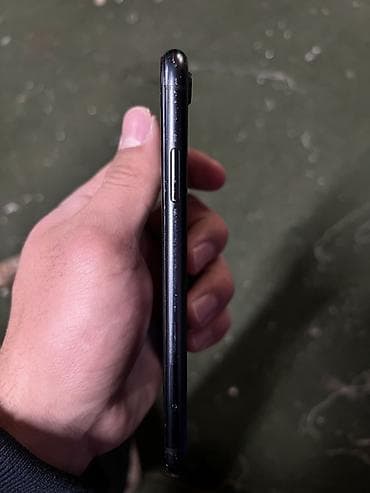 redmagic 7: IPhone Xr, 64 ГБ, Черный, 82 % — 3