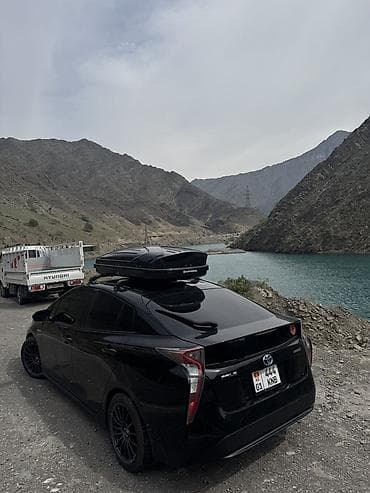 es 2017: Toyota Prius: 2017 г., 1.8 л, Вариатор, Гибрид, Хэтчбэк — 3