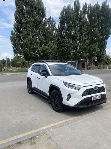малалитровые машины автомат: Toyota RAV4: 2021 г., 2.5 л, Вариатор, Гибрид, Кроссовер — 3