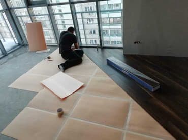 продаю оборудование для стирки ковров: Укладка пола, Монтаж напольных плинтусов, Стяжка пола | Ковролин, Ламинат, Паркет Больше 6 лет опыта — 5