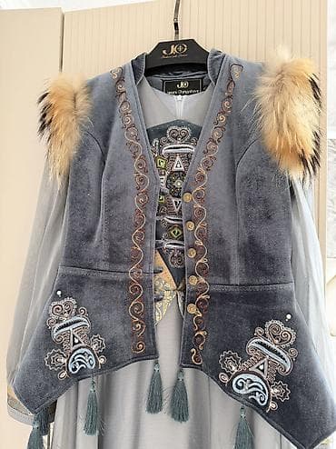 Горнолыжная одежда: Национальный костюм, Женский, 42 (S) — 3