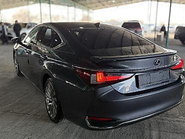 lexus aristo: Lexus ES: 2023 г., 2.5 л, Гибрид — 6