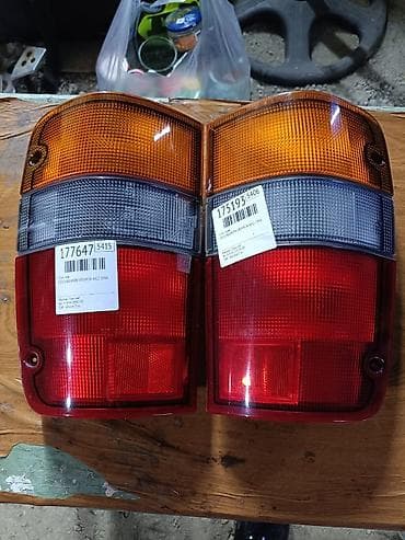 мир подшипников: Пара наружных зеркал и комплект задних фонарей для Isuzu Bighorn / UBS — 2