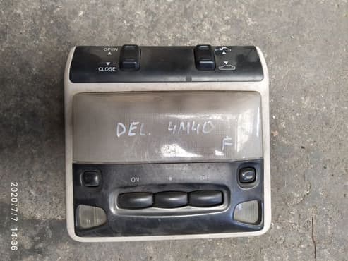 задний плафон на венто: Mitsubishi Delica булка плафон светильник Митсубиши дэлика освещение — 1