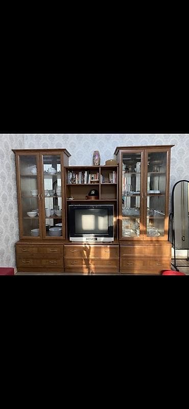 Туалетные столики: Стенка-шкаф, Тип стенки-шкафа: Другой тип шкафа-стенки, Б/у — 1