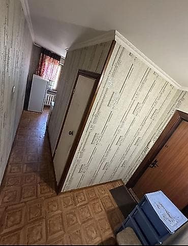 3 комнаты, Риэлтор at lalafo.kg 3 комнаты, Риэлтор