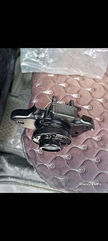 движок на фит: Подушка мотора Honda Новый, Аналог — 1