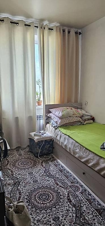 Квартиры: 3 комнаты, 58 м², 1 этаж — 4