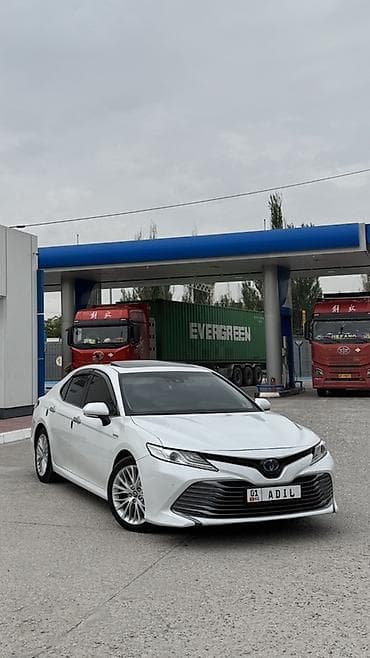 kia sephia: Toyota Camry: 2017 г., Автомат, Бензин, Седан — 2