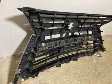 Кузовные детали: Решетка радиатора Lexus 2018 г., Б/у — 5