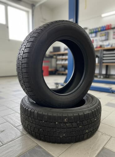 покрышки на ниву: Шины 235 / 60 / R 18, Зима, Б/у, Пара, Внедорожные (АТ/МТ), Китай — 2