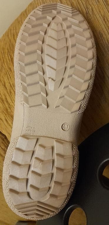 керзабой отук: Сапоги женские, зимнии: - Сапоги - угги, размер 41, натуральный — 6