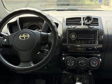 kruz: Toyota Ist: 2008 г., 1.8 л, Автомат, Бензин, Хэтчбэк — 10