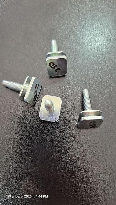 Передний спойлер Toyota 2004 г., Новый, Оригинал