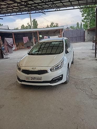 продажа киа соренто: Kia Ceed: 2018 г., Автомат, Бензин, Универсал — 2