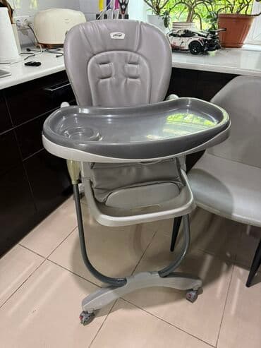 стульчик для кормления купить: Стульчик для кормления, Б/у, Другой бренд, Пластик, Другой вид, цвет - Серый, Самовывоз — 1