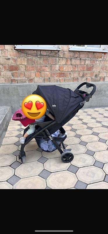 travis scott: Прогулочная коляска Joie (черная)

- в отличном состоянии. Чистая — 1