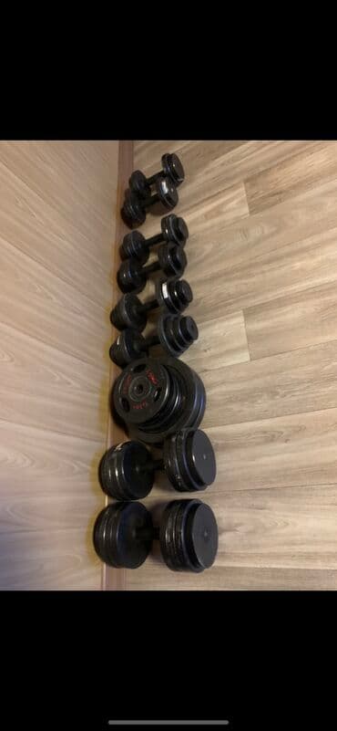 настольные теннисные ракетки: Абсолютно новые Гантели от 5кг до 30кг Цена за 1кг по 150с Новые — 11