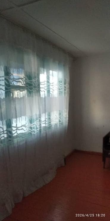 барачного: 40 кв Метр село Тамчы 58000 $ 4сотох огородом — 7