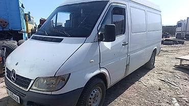 купить передний бампер мерседес w211: Легкий грузовик, Mercedes-Benz — 1