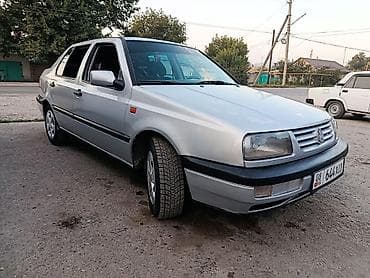купить вента: Volkswagen Vento: 1993 г., 2 л, Механика, Бензин, Седан — 2