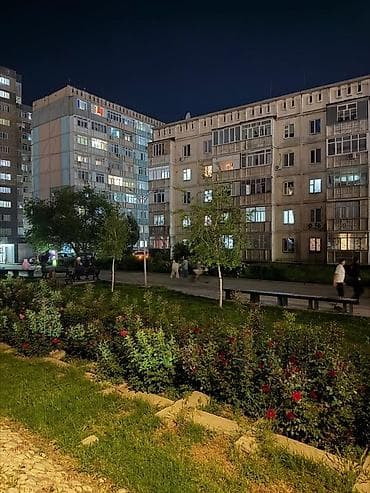 900: 1 комната, 35 м², 105 серия, 4 этаж, Евроремонт — 9