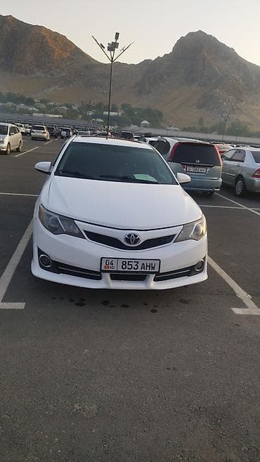 машина россия номер: Toyota Camry: 2014 г., Седан — 1