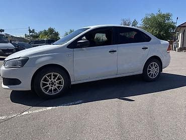 киа автомашина: Volkswagen Polo: 2014 г., 1.6 л, Механика, Бензин, Седан — 7
