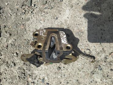 установка бронированных дверей: Isuzu Bighorn Замок дверной центральный, Исузу Бигхорн замок дверной — 1