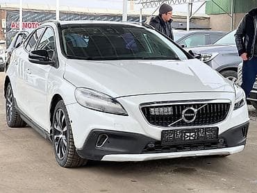 Volvo: Volvo V40 Cross Country: 2019 г., 2 л, Автомат, Дизель, Хетчбек — 1