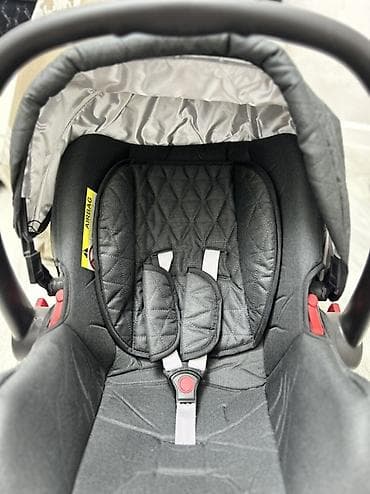 стёганая куртка: Автокресло, цвет - Черный, Новый — 4