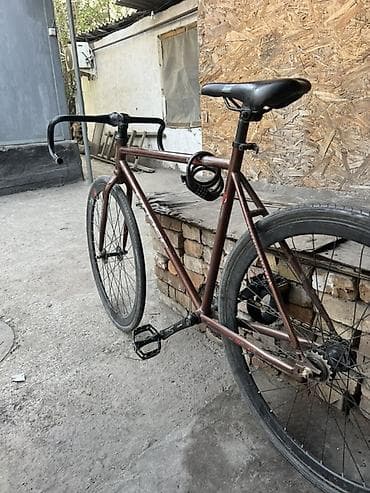 bid e2: Фикс-байк/сингл-спид на 28" колесах. Особенности и комплектация: - — 1