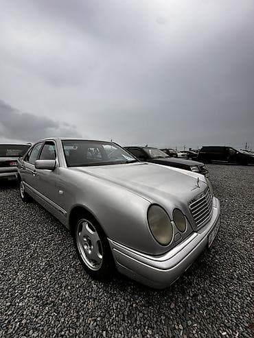 Mercedes-Benz E-Class: 1998 г., 3.2 л, Механика, Бензин, Седан