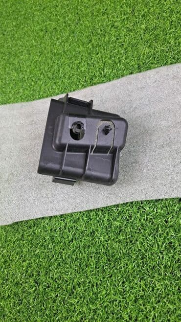 n52: Кронштейн Bmw 3-Series E90 N52B25A 2005 (б/у) ​ Марка: BMW Модель — 1