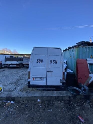 mazda premasy: Жеңил жүк ташуучу унаа, Mercedes-Benz, Стандарт, 3 т, Колдонулган — 6